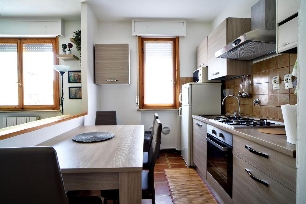Casa Zoe Apartment Free Parking,Self Check In & Free Wi Fi Parma Exterior foto