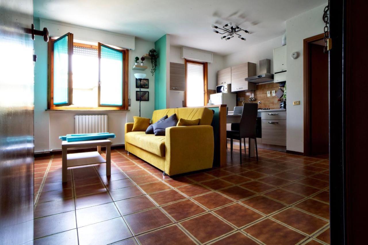 Casa Zoe Apartment Free Parking,Self Check In & Free Wi Fi Parma Exterior foto